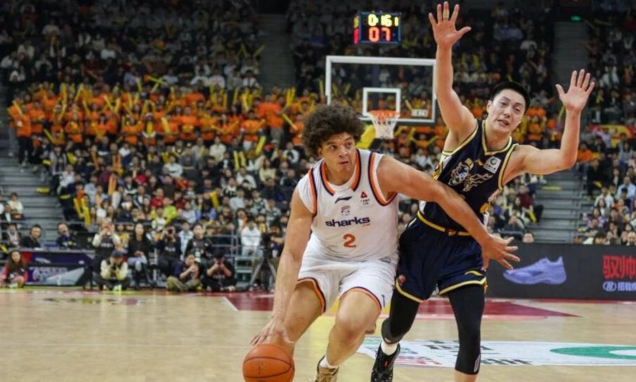 广东宏远篮板制胜备战欧冠上海申花遗憾出局备战欧超杯，现场解说直呼：葡萄牙体育临场应变备战欧篮联的简单介绍